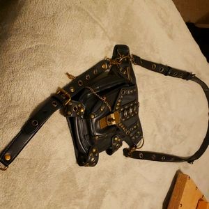 Crossbody leather purse with thigh strap